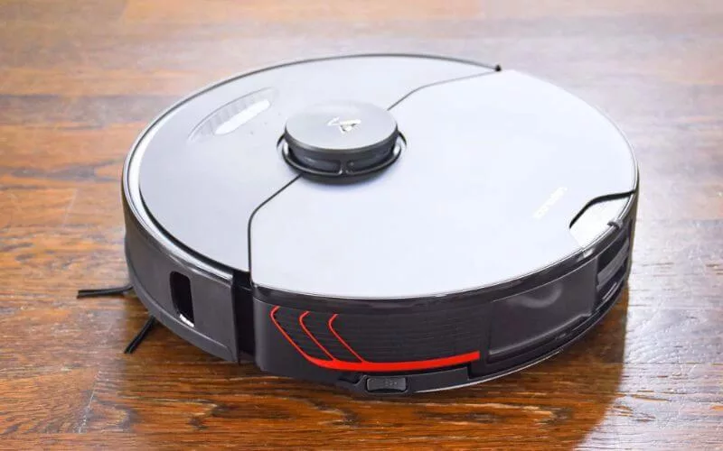 Best-Robot-Vacuum-for-High-Pile-Carpet-and-Concrete-Floors-3